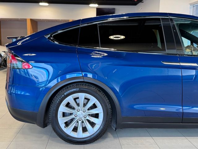 2017 Tesla Model X 75D AWD - 22988671 - 17