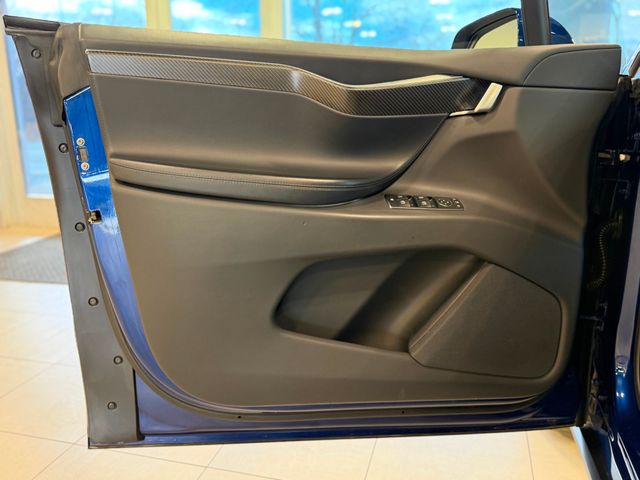 2017 Tesla Model X 75D AWD - 22988671 - 18