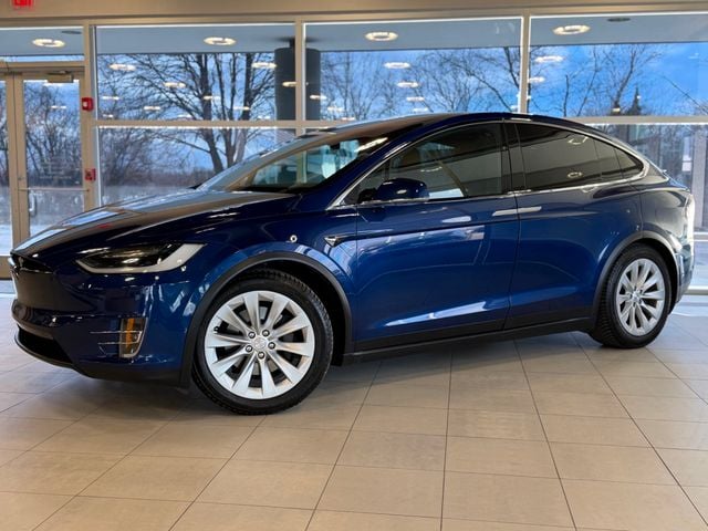 2017 Tesla Model X 75D AWD - 22988671 - 1