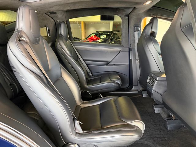 2017 Tesla Model X 75D AWD - 22988671 - 23