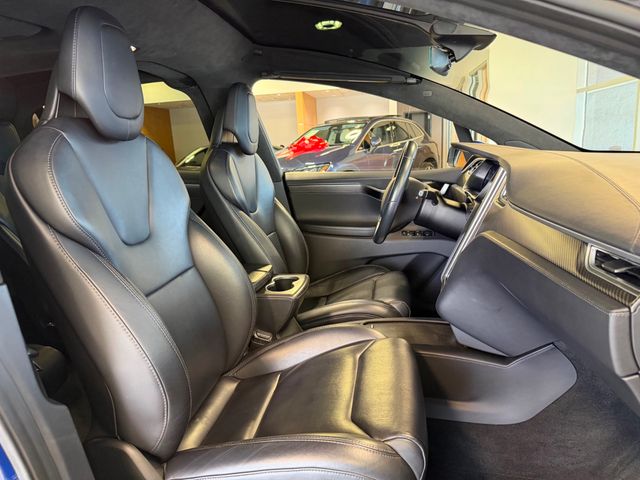 2017 Tesla Model X 75D AWD - 22988671 - 25