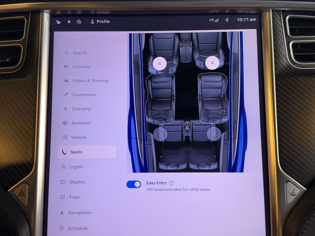 2017 Tesla Model X 75D AWD - 22988671 - 32
