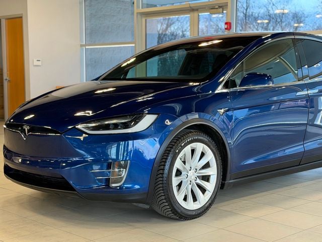 2017 Tesla Model X 75D AWD - 22988671 - 3