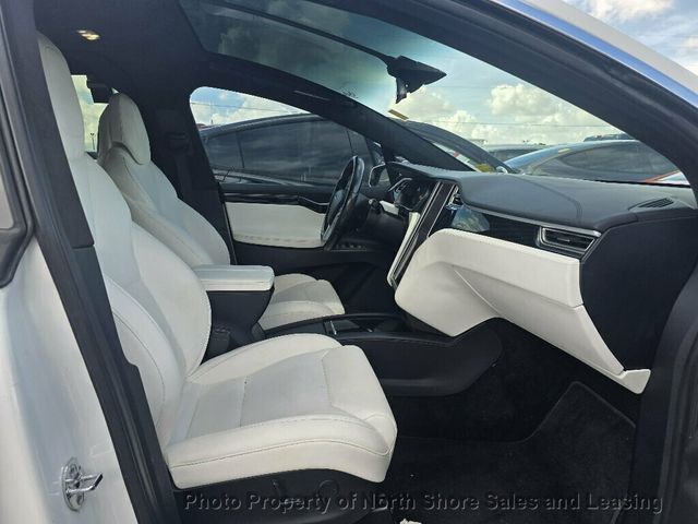 2017 Tesla Model X 75D AWD - 23075039 - 9