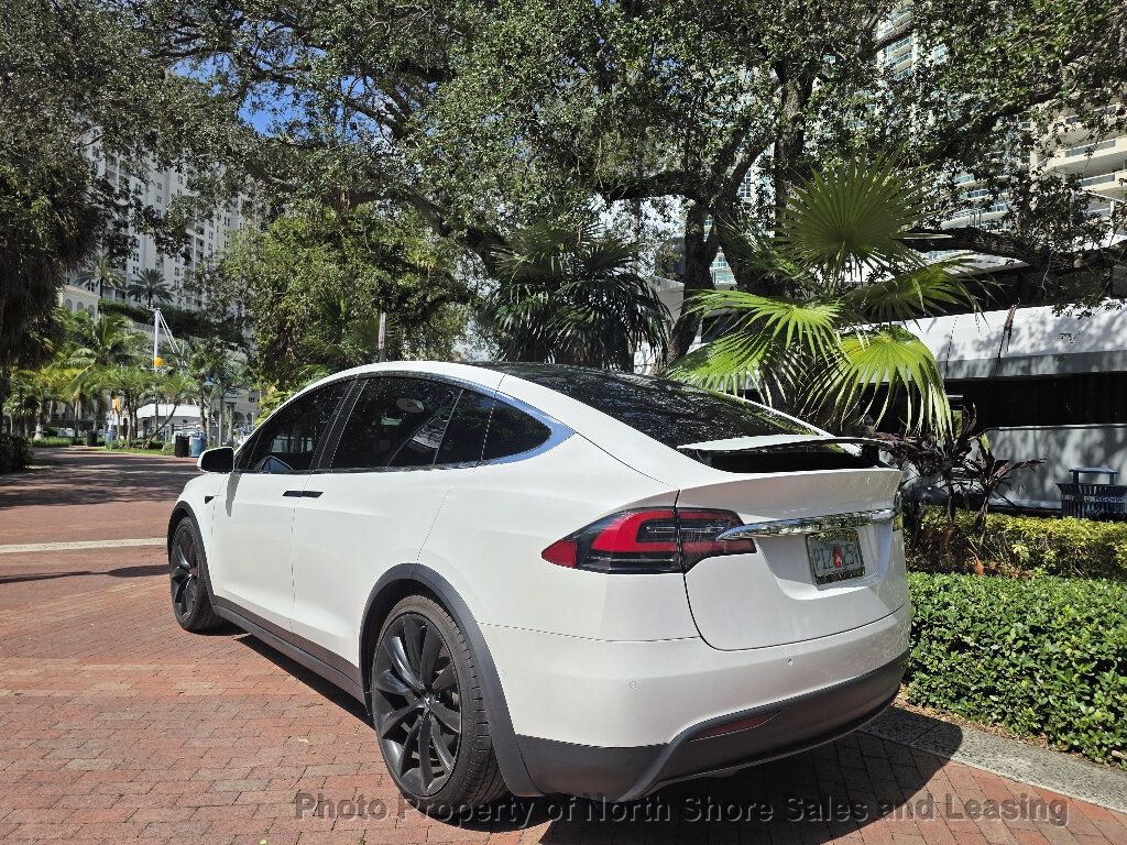 2017 Tesla Model X 75D AWD - 23075039 - 16