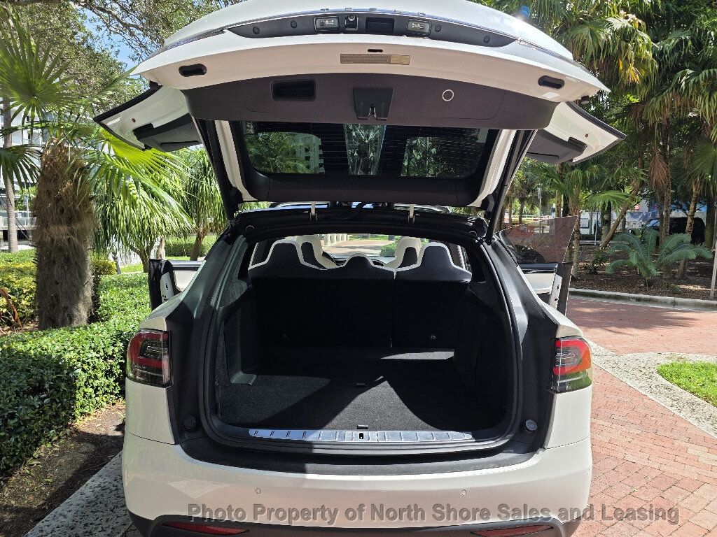2017 Tesla Model X 75D AWD - 23075039 - 25