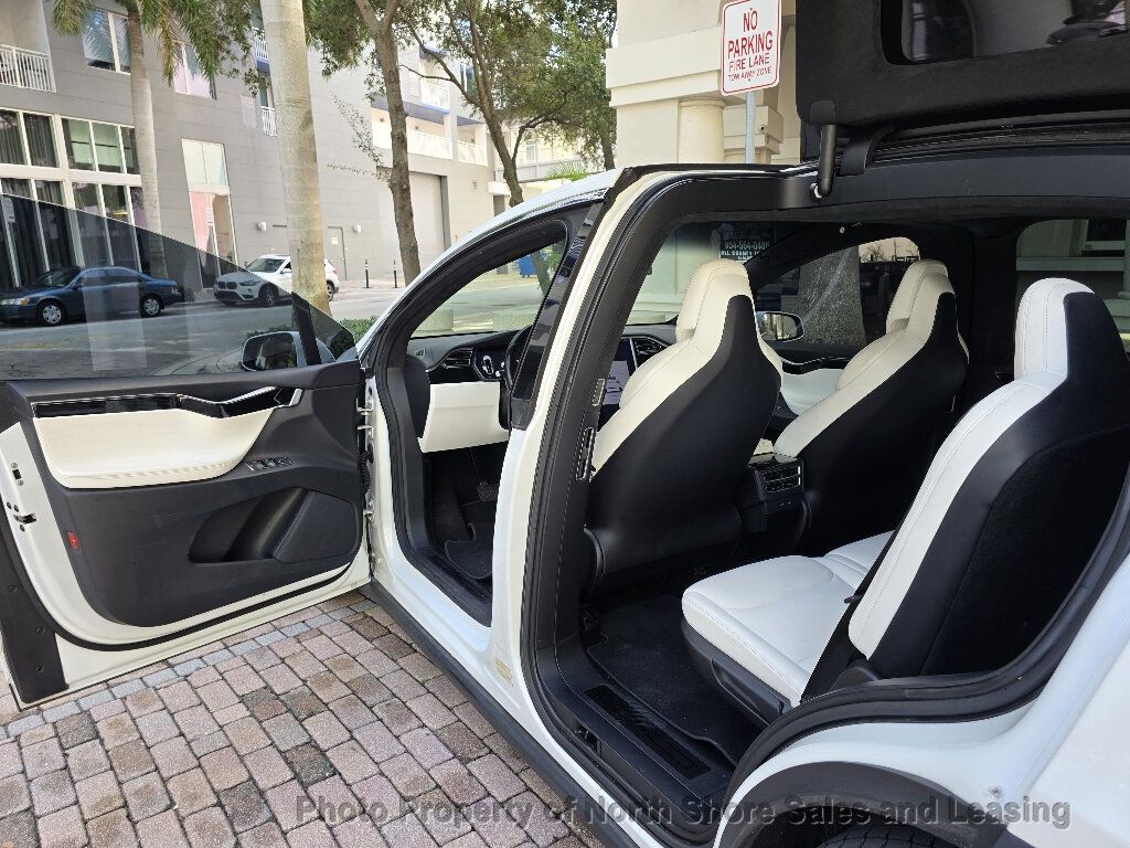 2017 Tesla Model X 75D AWD - 23075039 - 51