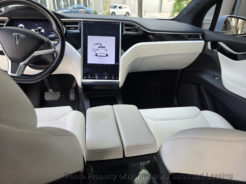 2017 Tesla Model X 75D AWD - 23075039 - 53