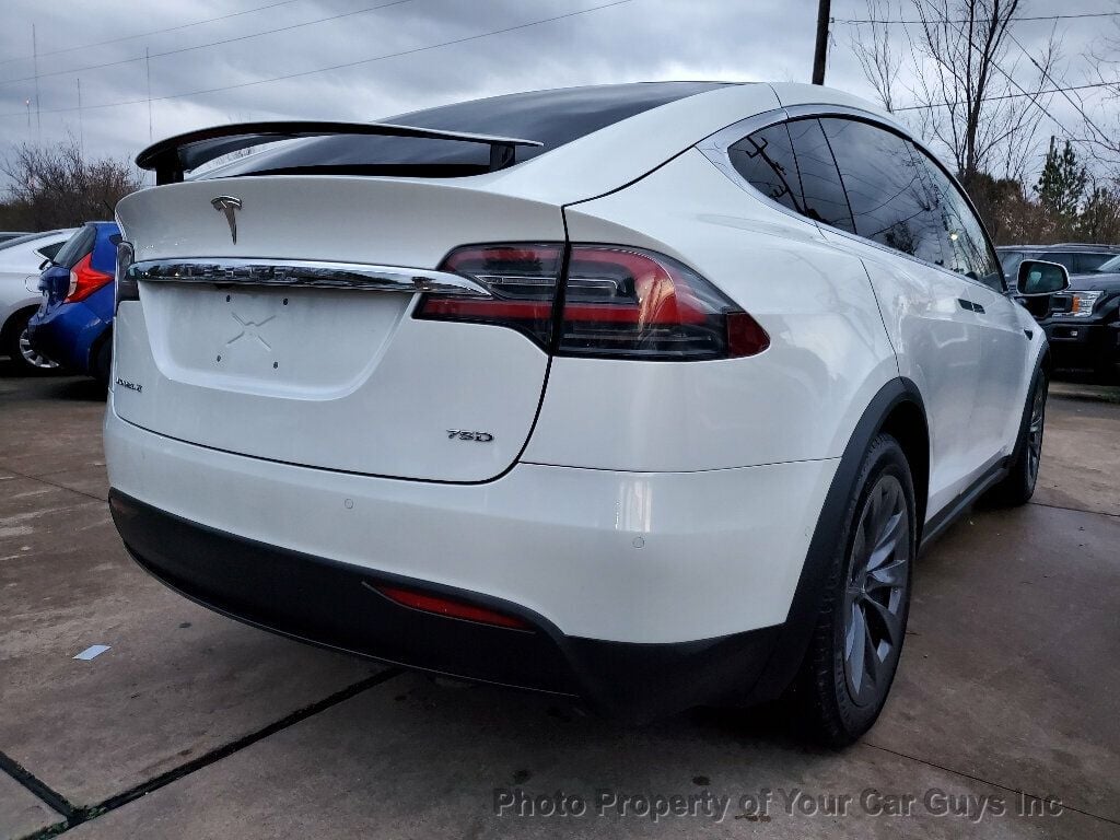 2017 Tesla Model X 75D AWD - 22763308 - 15