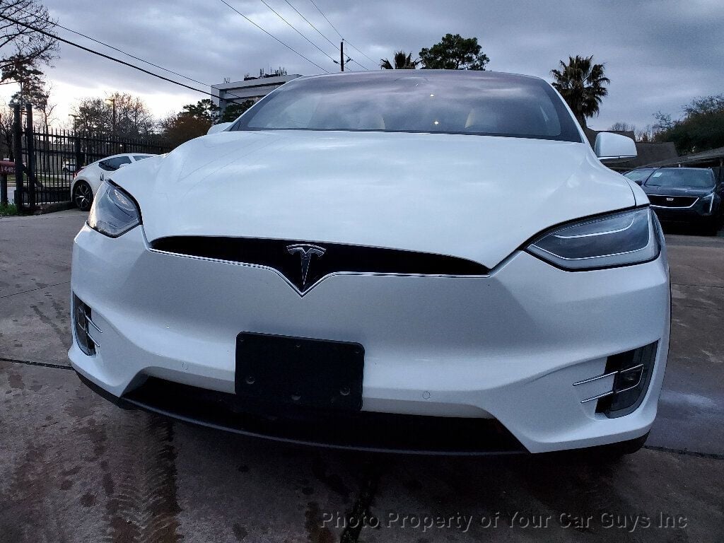 2017 Tesla Model X 75D AWD - 22763308 - 2