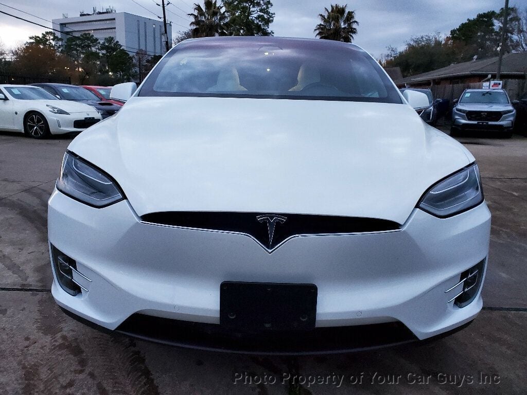 2017 Tesla Model X 75D AWD - 22763308 - 3