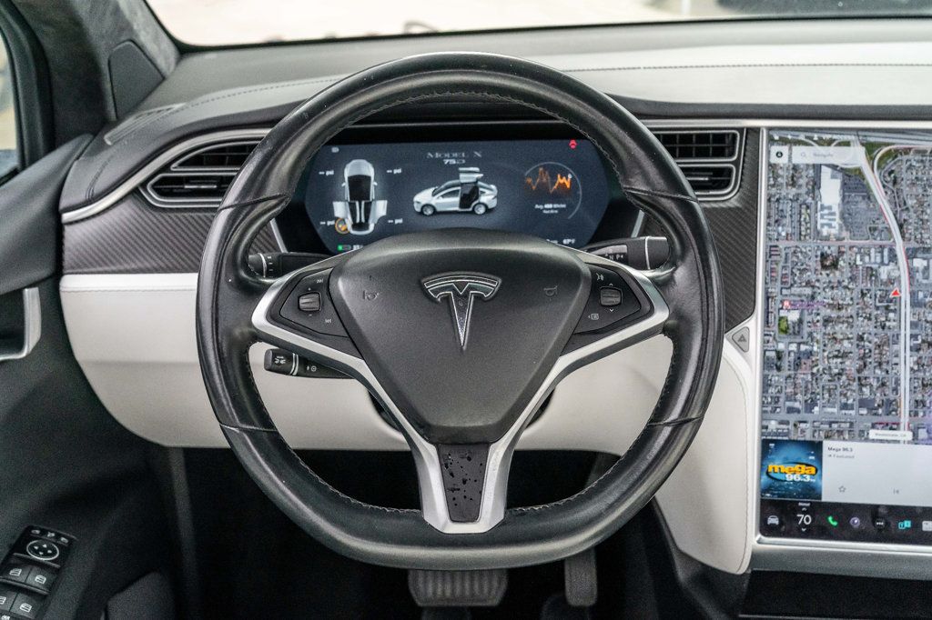 2017 Tesla Model X 75D AWD - 22388857 - 22