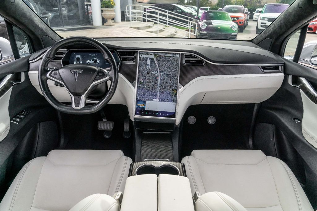 2017 Tesla Model X 75D AWD - 22388857 - 5