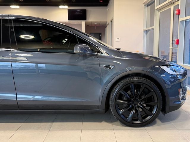 2017 Tesla Model X 90D AWD - 22988670 - 14