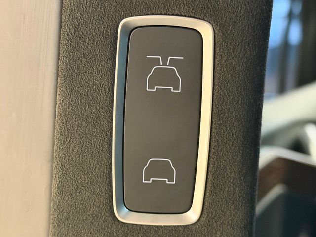 2017 Tesla Model X 90D AWD - 22988670 - 20