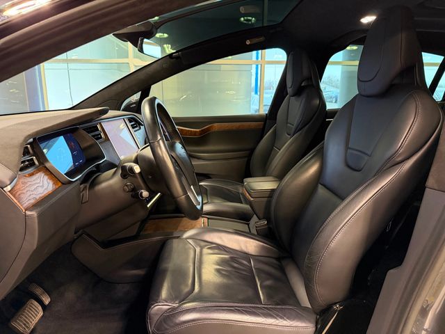 2017 Tesla Model X 90D AWD - 22988670 - 22