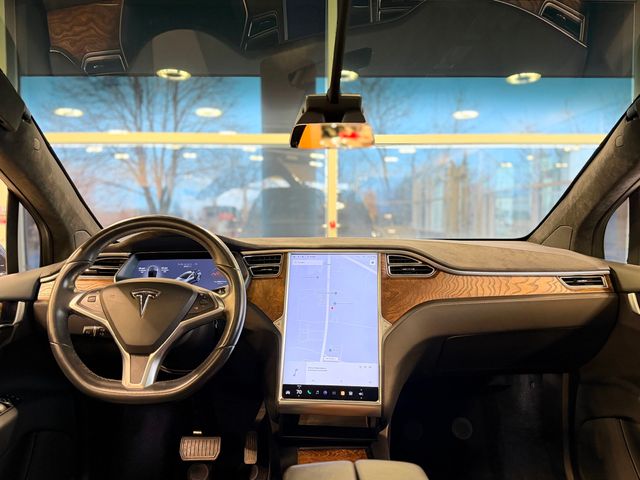 2017 Tesla Model X 90D AWD - 22988670 - 41