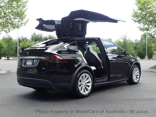 2017 Tesla Model X 90D AWD - 22983572 - 18