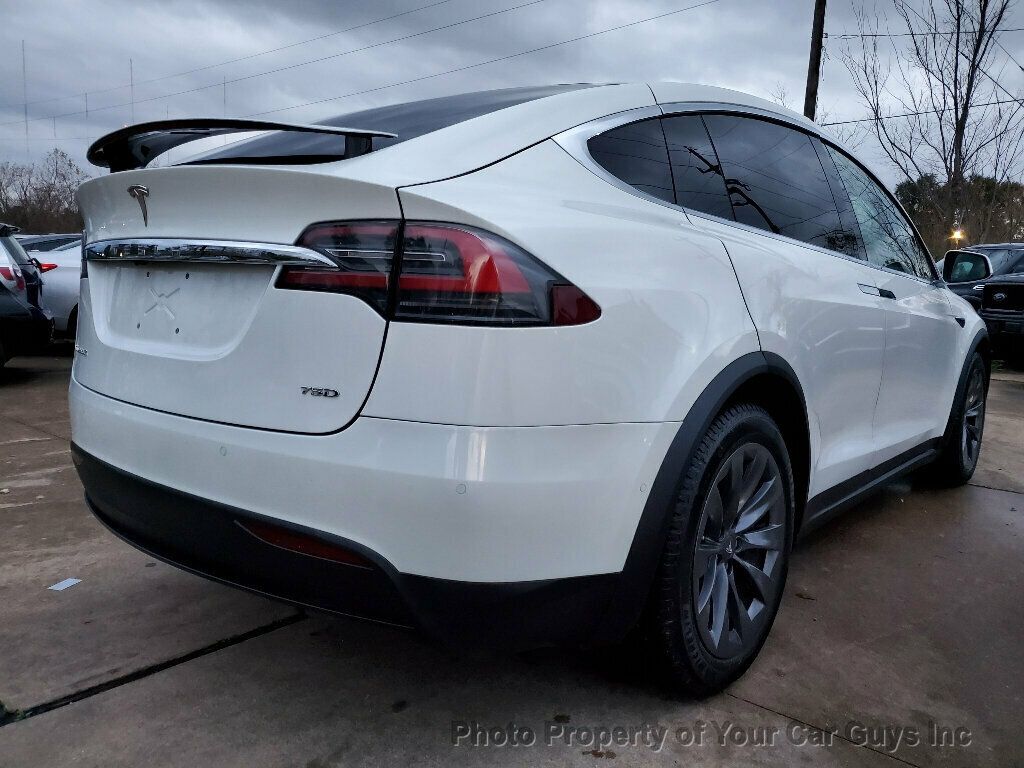 2017 Tesla Model X 75D photo 12