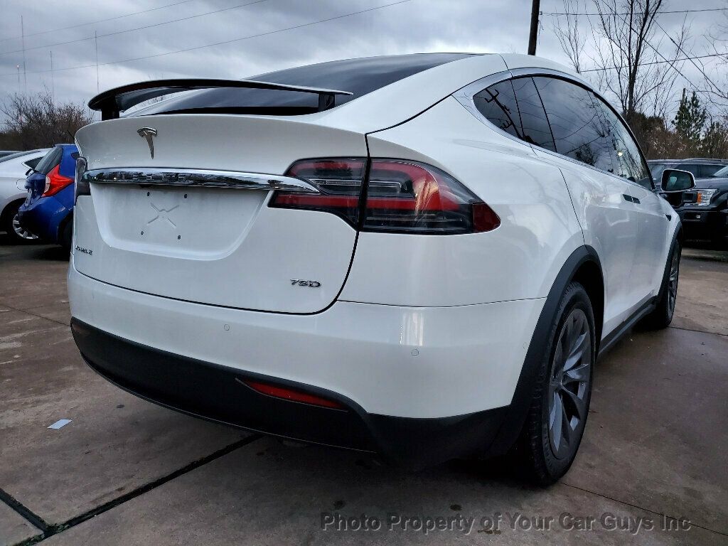 2017 Tesla Model X 75D photo 13