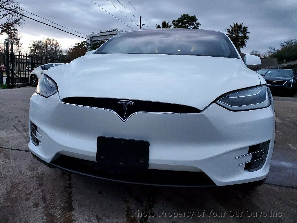 2017 Tesla Model X 75D photo 3