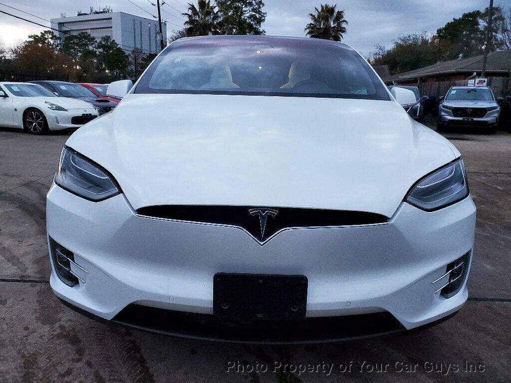 2017 Tesla Model X 75D photo 4