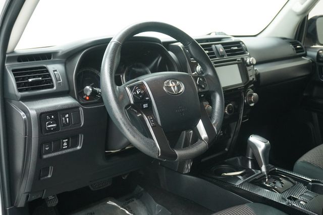 2017 Toyota 4Runner  - 23017134 - 9