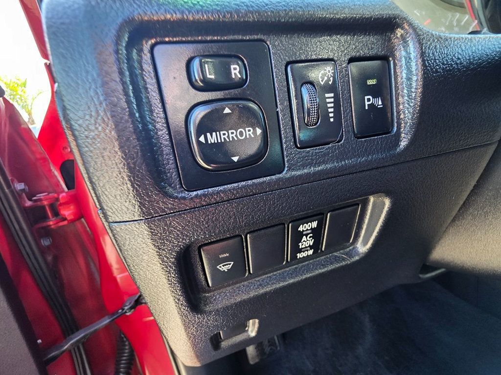 2017 Toyota 4Runner Limited 2WD - 22942135 - 13