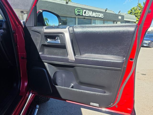 2017 Toyota 4Runner Limited 2WD - 22942135 - 24