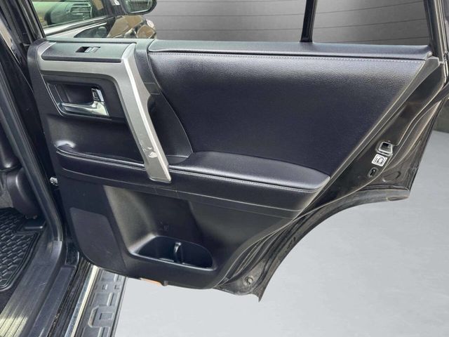 2017 Toyota 4Runner Limited 4WD - 22945878 - 21