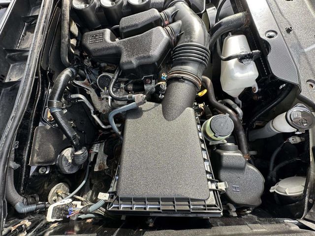 2017 Toyota 4Runner Limited 4WD - 22945878 - 31