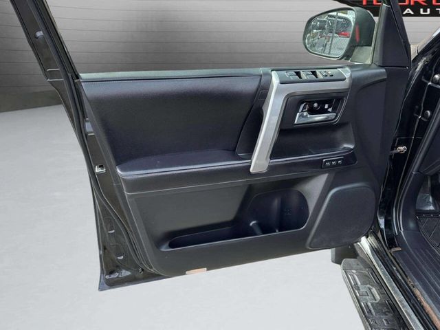 2017 Toyota 4Runner Limited 4WD - 22945878 - 8