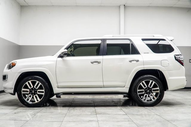 2017 Toyota 4Runner Limited 4WD - 22943521 - 9