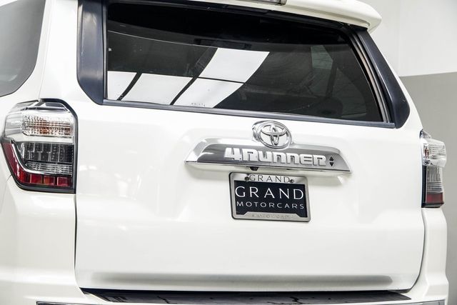 2017 Toyota 4Runner Limited 4WD - 22943521 - 14