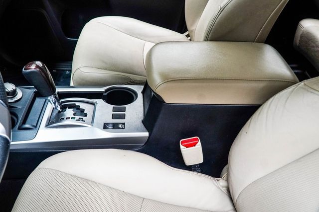 2017 Toyota 4Runner Limited 4WD - 22943521 - 18