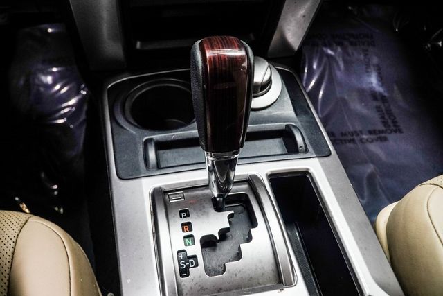 2017 Toyota 4Runner Limited 4WD - 22943521 - 19