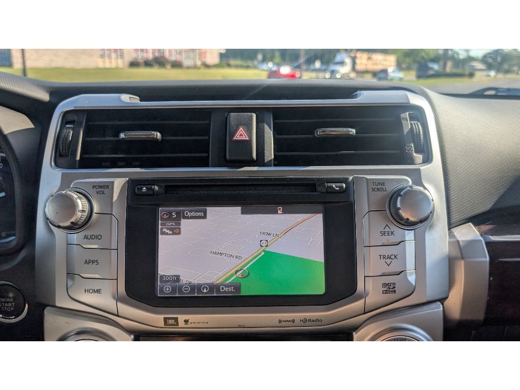 2017 Toyota 4Runner Limited 4WD photo 24