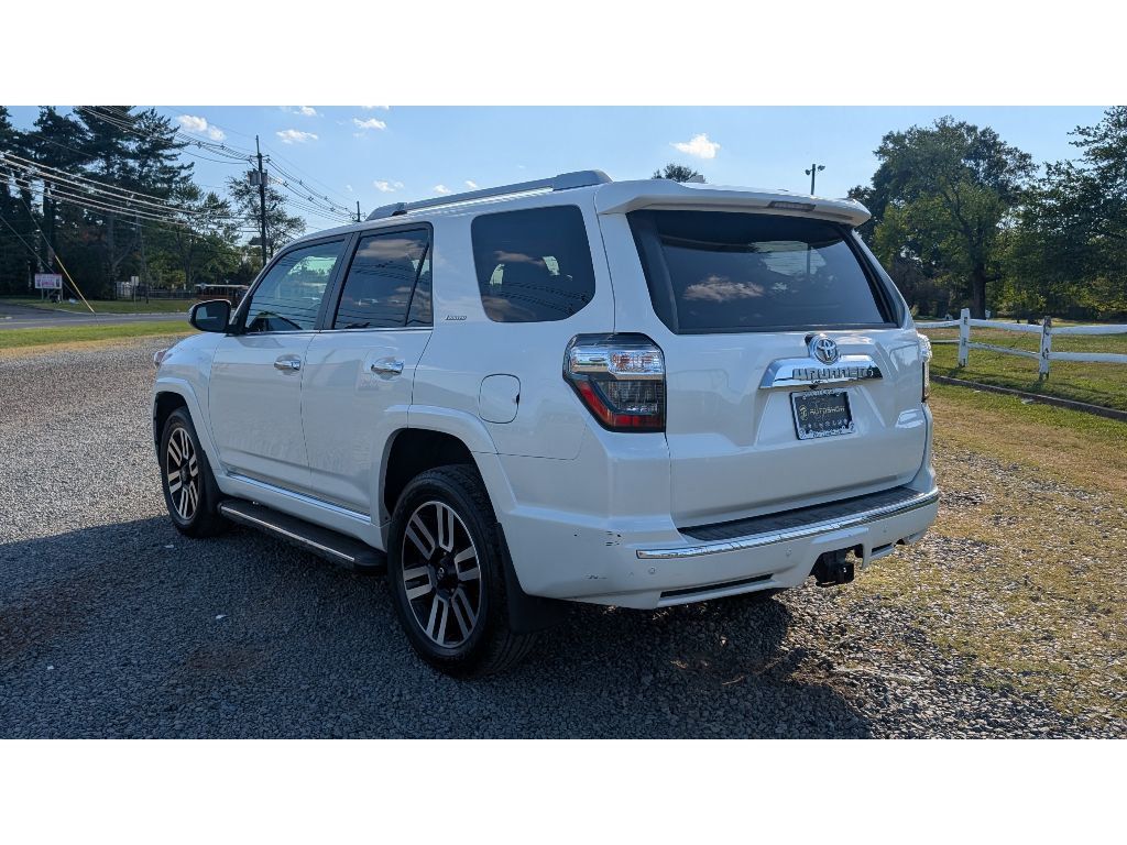 2017 Toyota 4Runner Limited 4WD photo 5