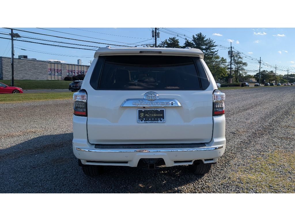 2017 Toyota 4Runner Limited 4WD photo 6