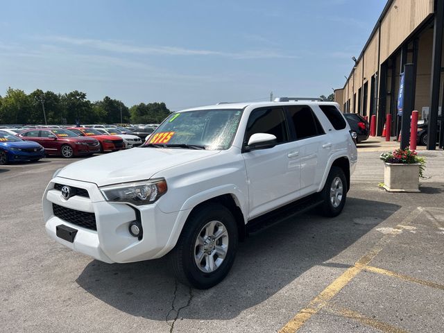 2017 Toyota 4Runner SR5 2WD - 23059455 - 2