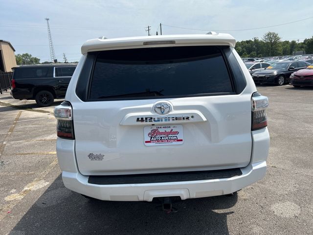 2017 Toyota 4Runner SR5 2WD - 23059455 - 4