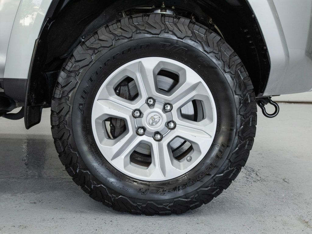 2017 Toyota 4Runner Limited SR5 Premium TRD Pro photo 10