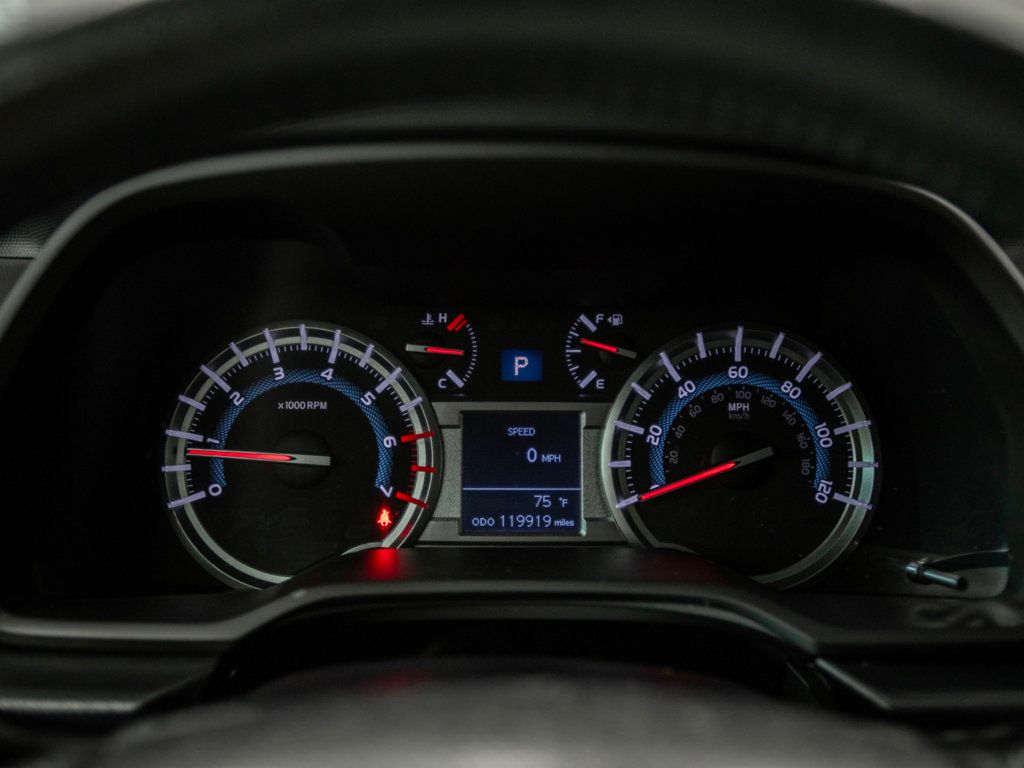 2017 Toyota 4Runner Limited SR5 Premium TRD Pro photo 17