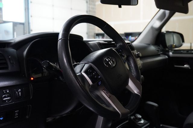 2017 Toyota 4Runner SR5 4WD - 23045718 - 15