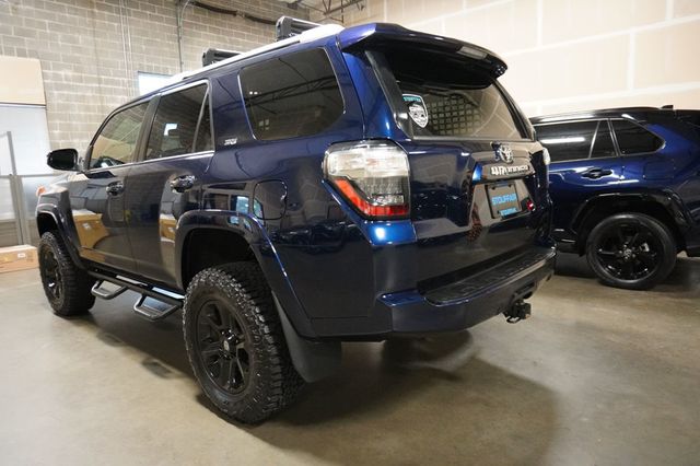2017 Toyota 4Runner SR5 4WD - 23045718 - 2