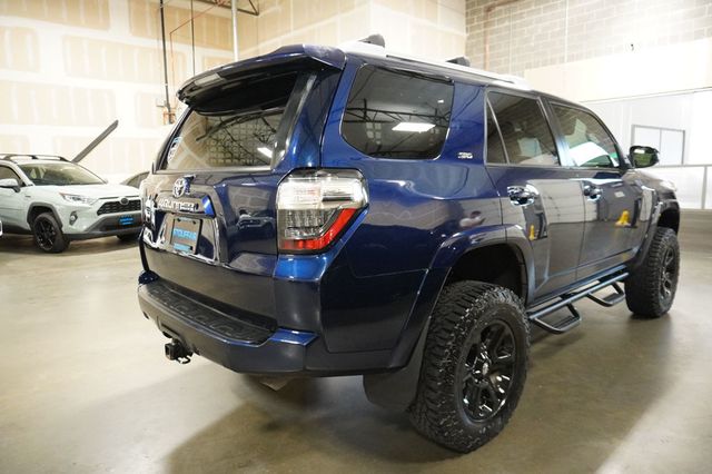 2017 Toyota 4Runner SR5 4WD - 23045718 - 3