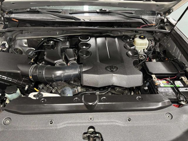 2017 Toyota 4Runner SR5 4WD - 23022340 - 10