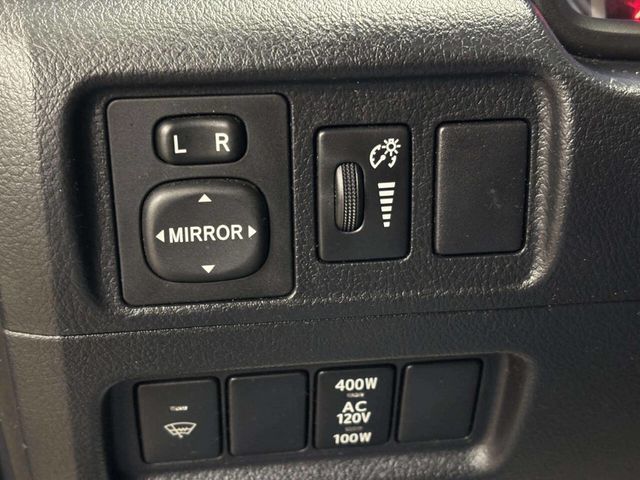 2017 Toyota 4Runner SR5 4WD - 23022340 - 27