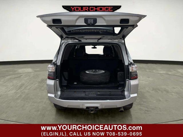 2017 Toyota 4Runner SR5 4WD - 23022340 - 4