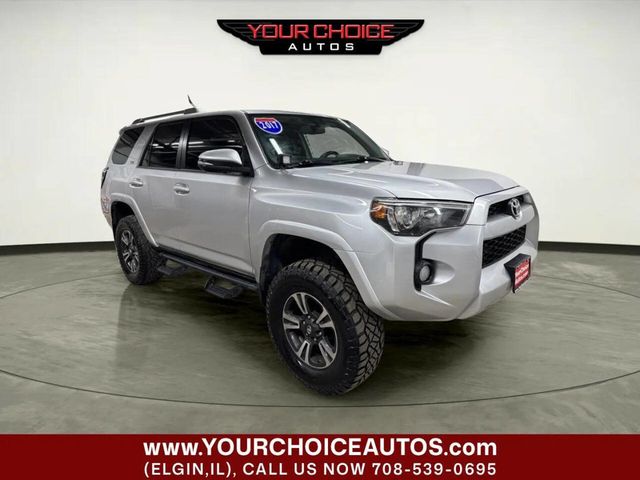 2017 Toyota 4Runner SR5 4WD - 23022340 - 8